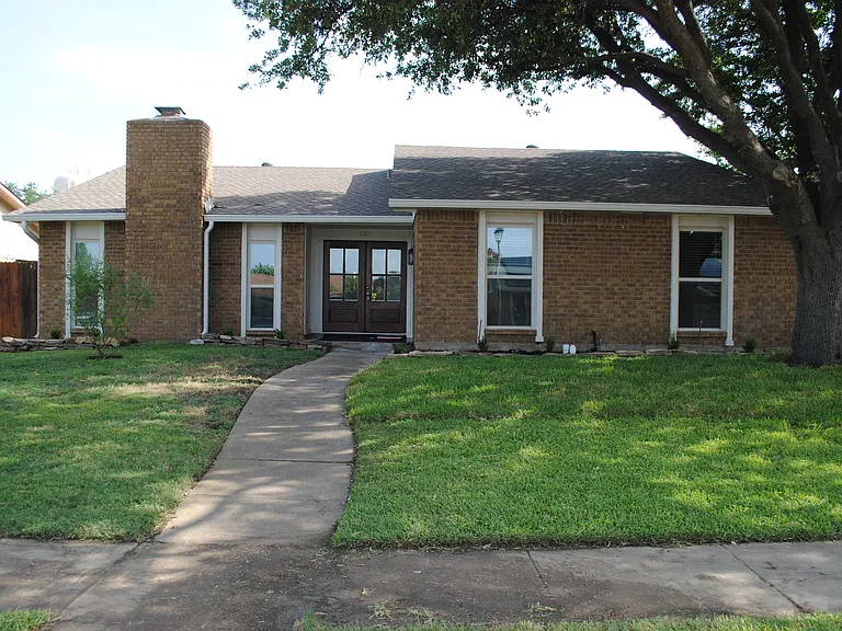 5241 Reed Dr — Photo 1