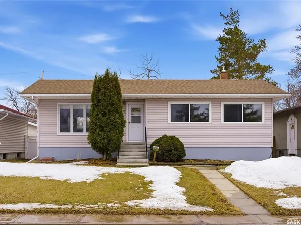 615 Mullin AVENUE E, Regina, SK S4N 1E1