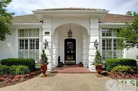 3rd image of 6654 Bradbury Ct