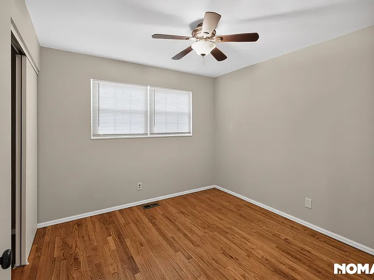 1835 Ardmore Dr — Photo 16