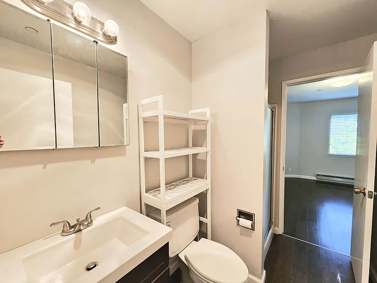 320 Peninsula Ave #213 — Photo 30