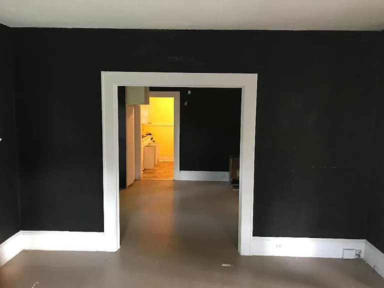 503 Newton Pl — Photo 3