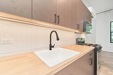 Rented by Living New York