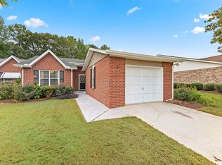 125 Lagrange Ct, Fayetteville, GA 30214