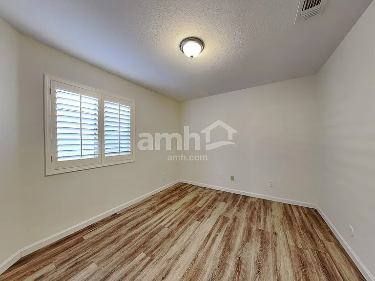 4722 E Silverwood Dr — Photo 15