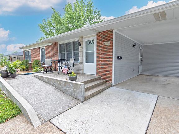 2nd image of 4826 Mohegan Dr