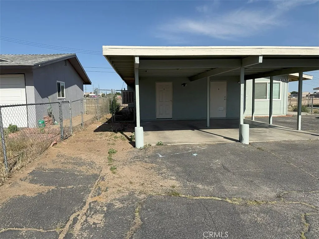 1 bed, 720 sqft, $1,300 — Photo 2