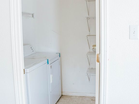 3rd image of 4915 Brazoswood