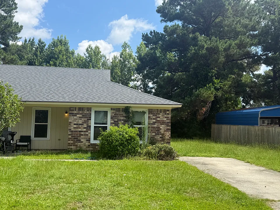 115 Ashwood Dr