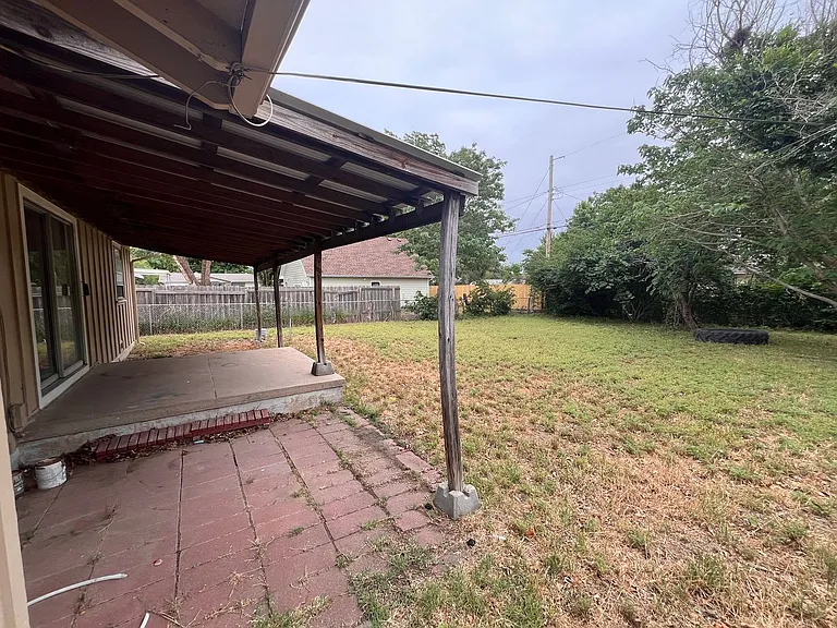 1509 W Anita Ave — Photo 15