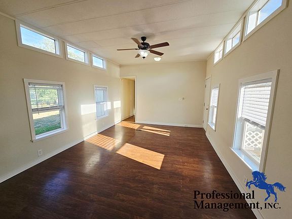 2nd image of 117 Hemlock Dr Trailer 4