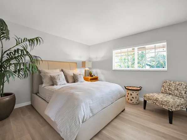 687 Kensington Place #104-D, Wilton Manors, FL 33305