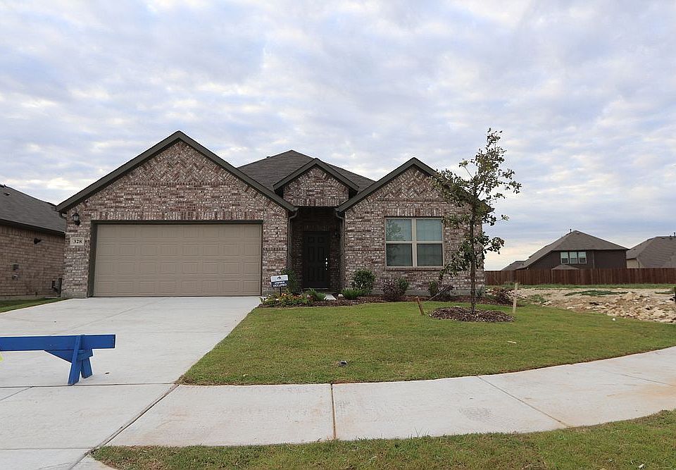 1st image of 328 Rainbow Cactus Dr