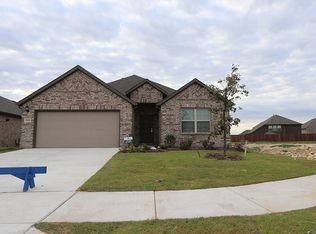 328 Rainbow Cactus Dr, Fort Worth, TX 76131