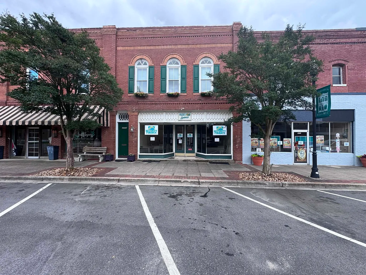 1 bed, 2600 sqft, $1,600 — Photo 2