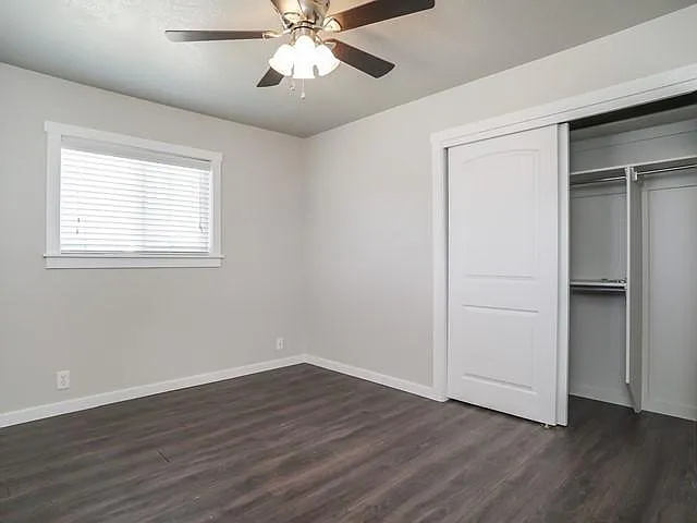 2561 E 6550 S — Photo 8