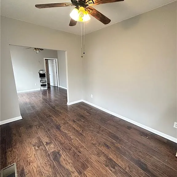 8629 Nelson St — Photo 2