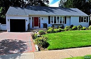 1st image of 632 Fermery Dr