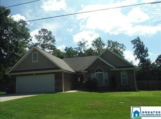 40 Forever Wild Ln, Oxford, AL 36203