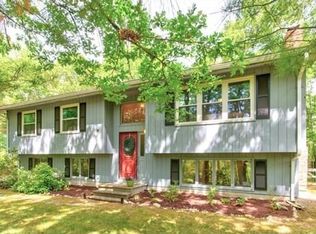 35 Tucker Rd, Norfolk, MA 02056