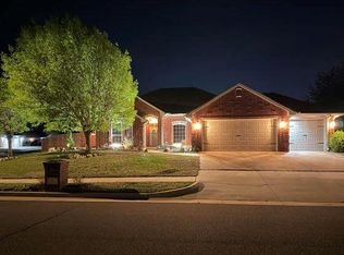 13912 Teagen Ln, Yukon, OK 73099