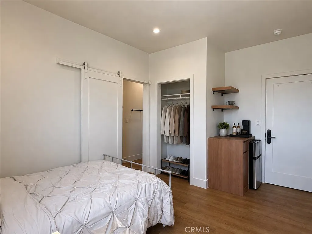 1 bed, 8655 sqft, $1,049 — Photo 4