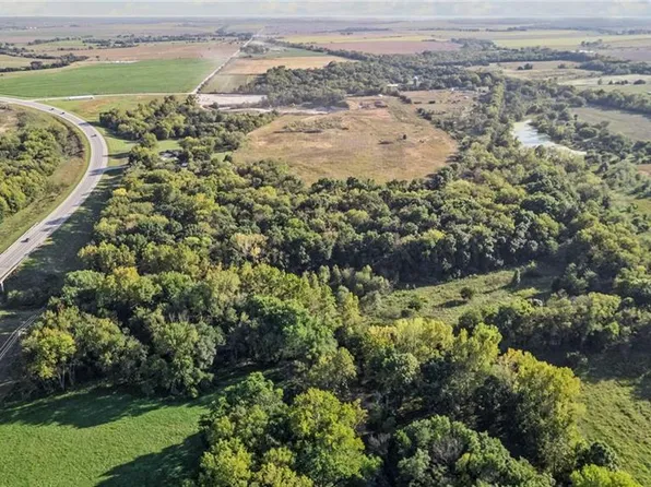 1252 Highway 59, Princeton, KS 66078