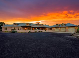 325 Braught Ln, Bosque Farms, NM 87068