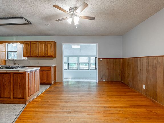 4th image of 2139 W Ora Dr
