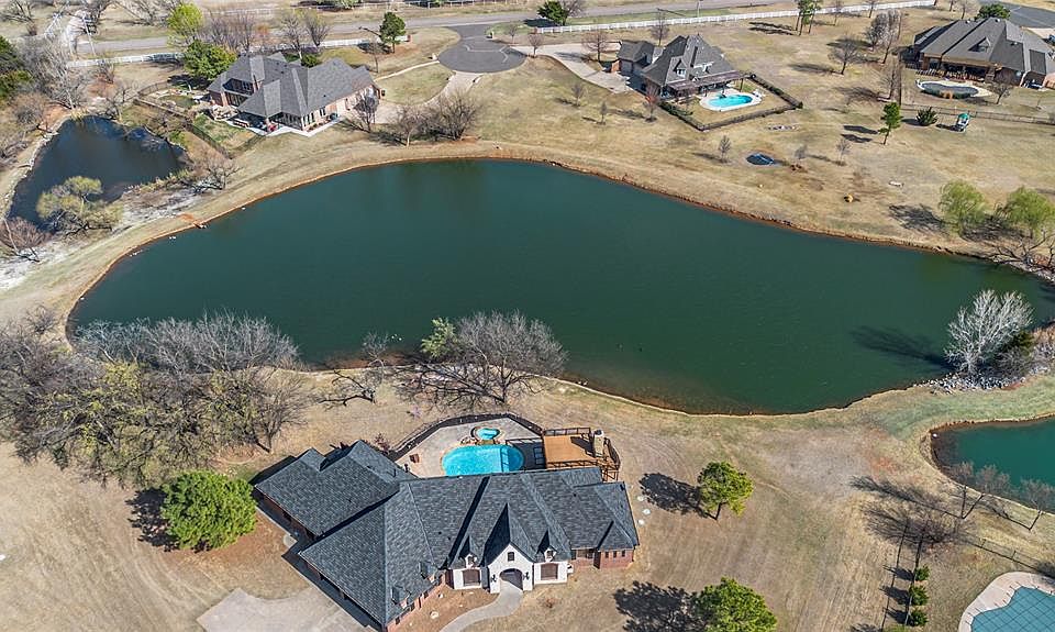 1st image of 22822 Cedar Ridge Rd