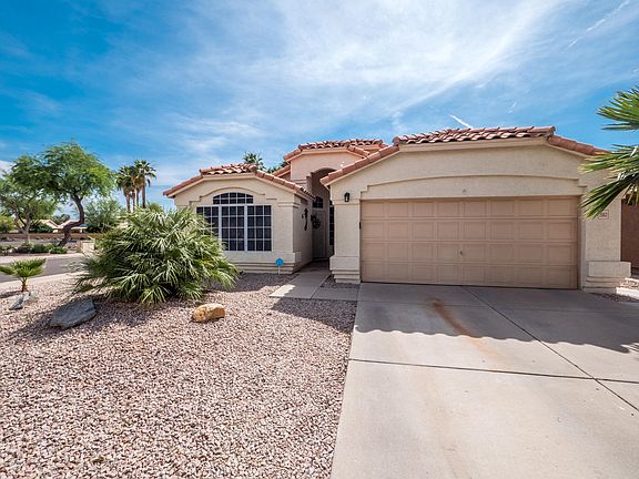 2nd image of 2062 S Brighton Cir