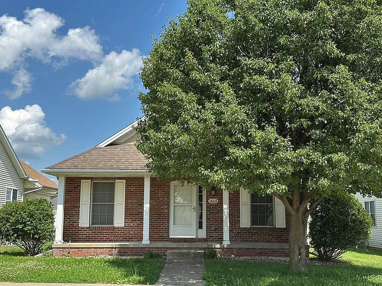 1602 Belclare Rd — Photo 1