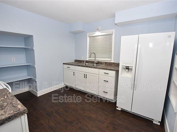 3rd image of 2315 United Dr