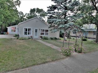 206 N Walnut St, Cherry Valley, IL 61016