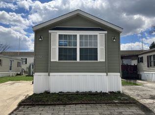 1098 Testa, Justice, IL 60458