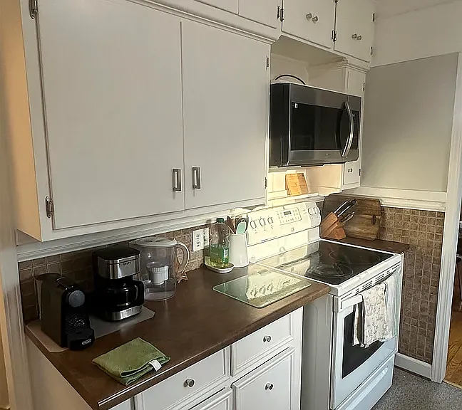 1238 SW Collins Ave — Photo 10