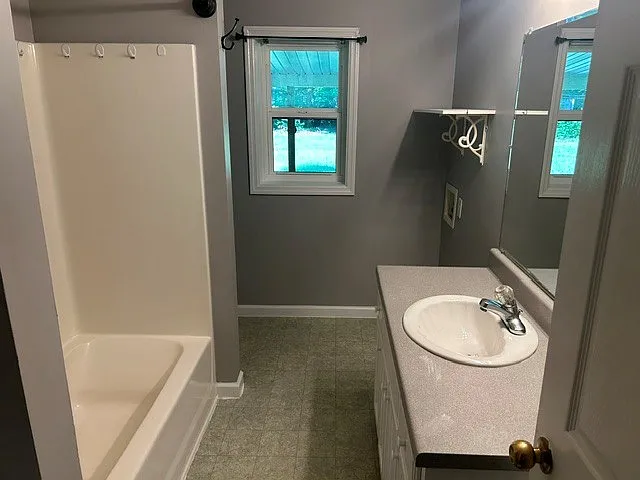 1215 Durham Rd — Photo 8