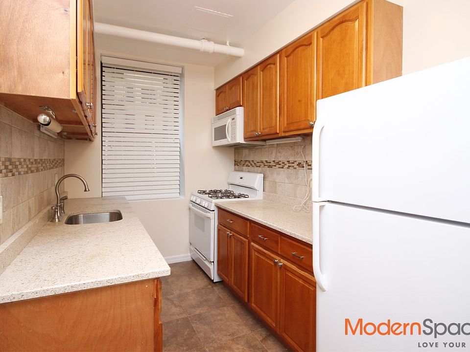 1st image of 24-44 28th St #01