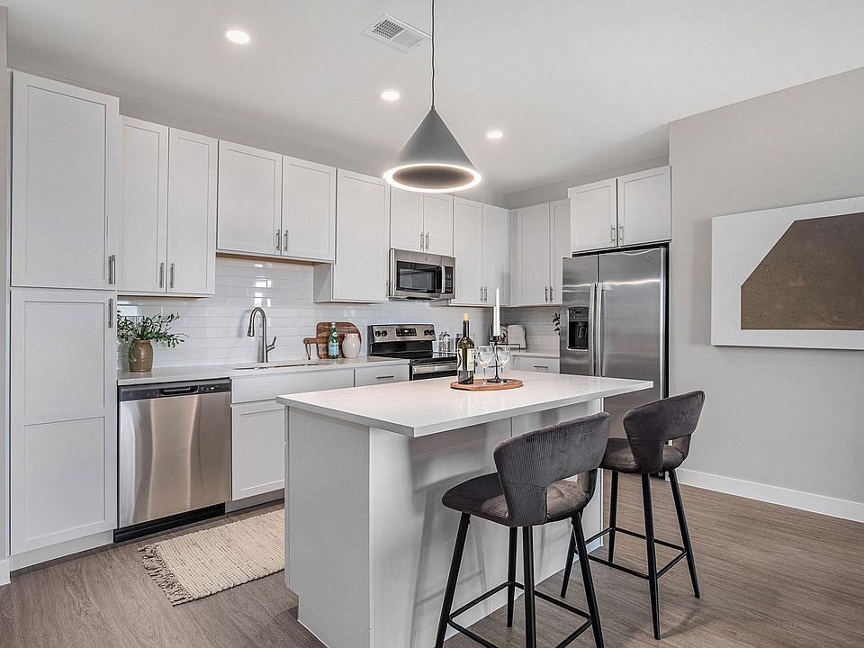 Signature at West Pryor 2100 NW Lowenstein Dr Lees Summit MO Zillow