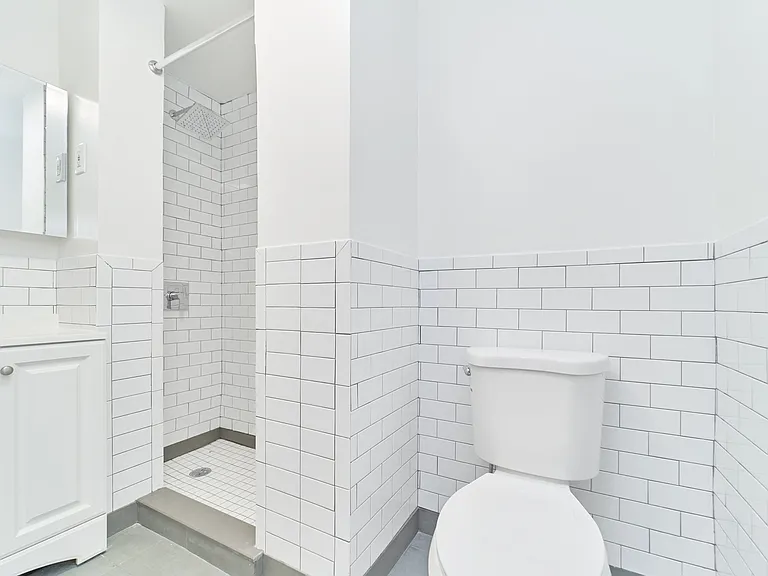 326 E 74th St #5 — Photo 3