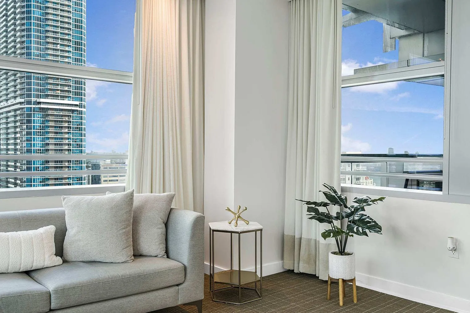 2 bed, 2.0 bath, 1259 sqft, $11,728 — Photo 3