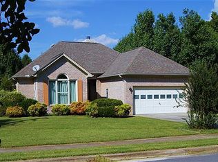 4893 James St, Huntsville, AL 35811