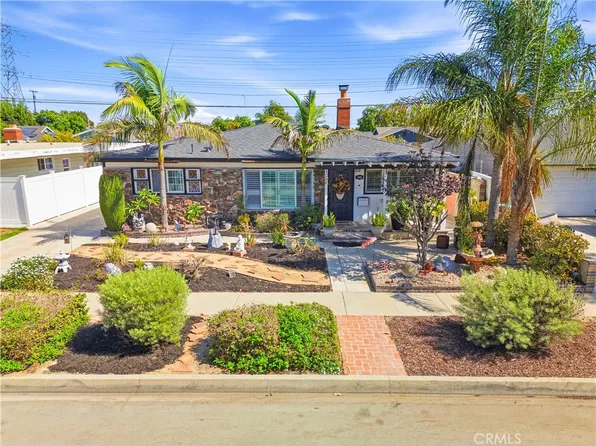 2102 Pattiz Ave, Long Beach, CA 90815