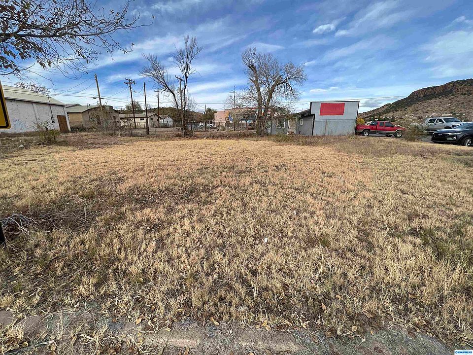2nd image of Xxxx Central Ave