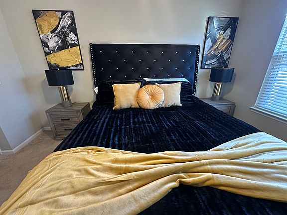 4th image of 660 Crane Creek Dr #613