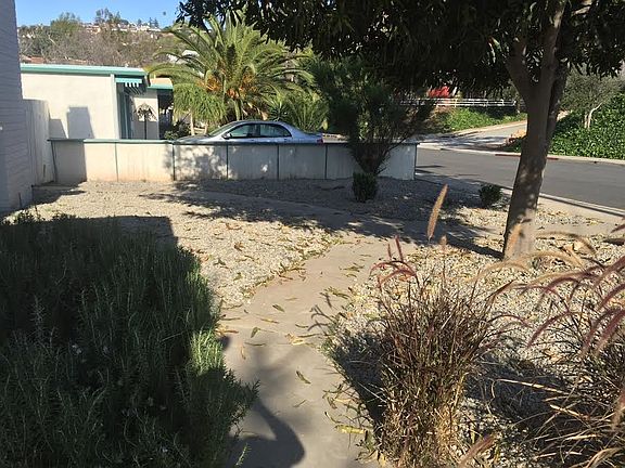 2nd image of 7824 Highwood Ave