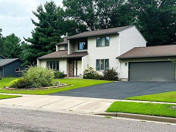 2nd image of 650 Rassbach Street