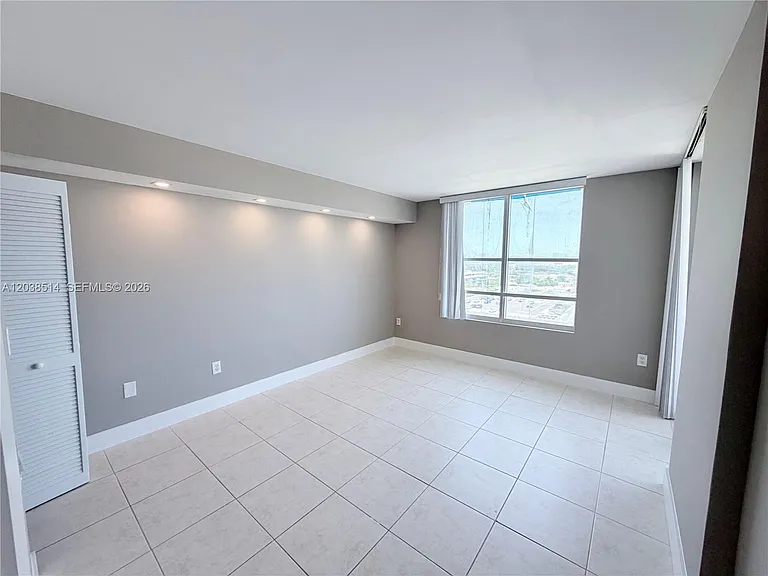 1800 Sunset Harbour Dr #1211 — Photo 6
