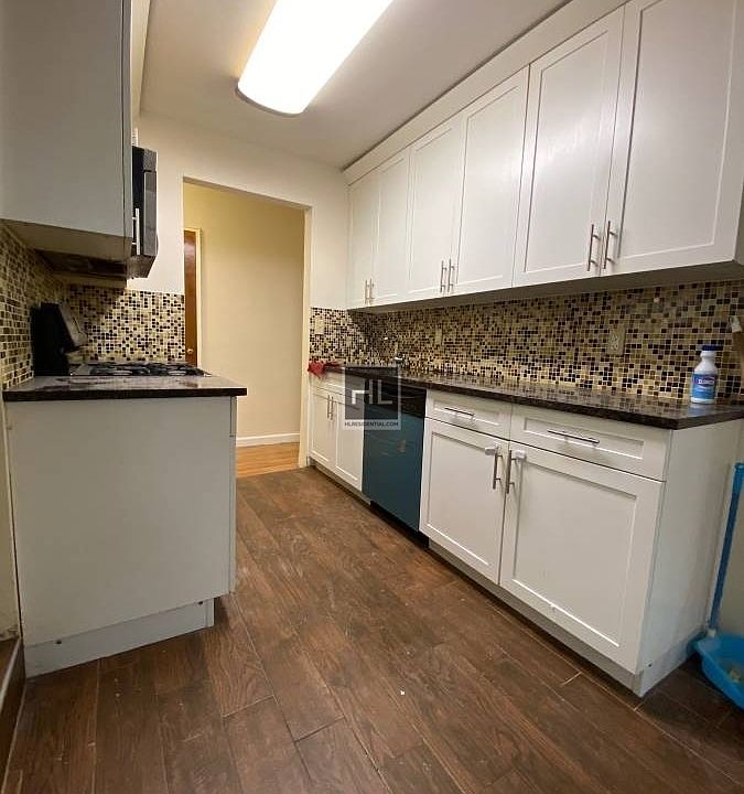 1st image of 1278 E 56th St #2
