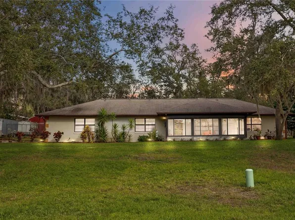 8881 Cypresswood Dr, Lake Wales, FL 33898